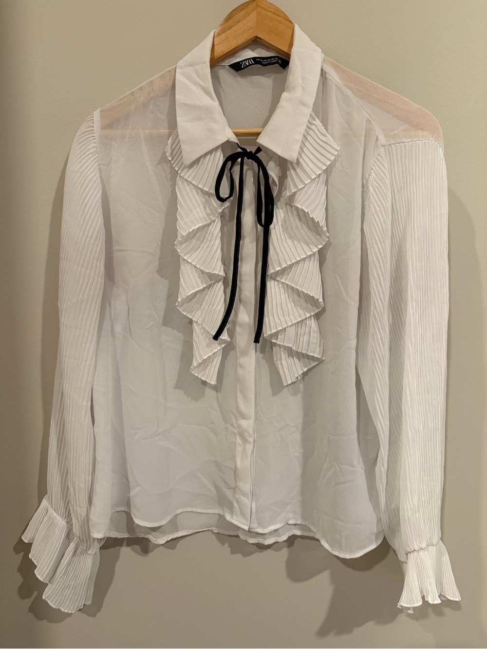 Zara White Ruffle Pleat Blouse with Black Tie